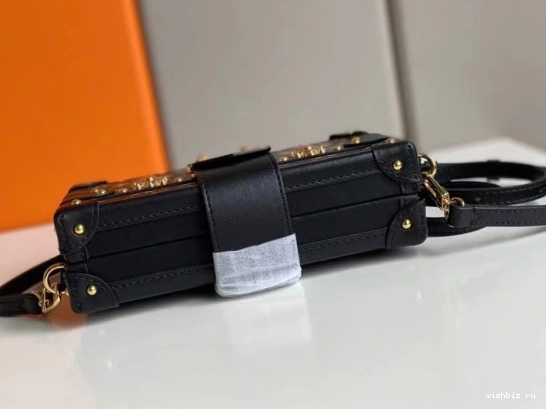 WIS MALLE PETITE LOUIS VUITTON 0717